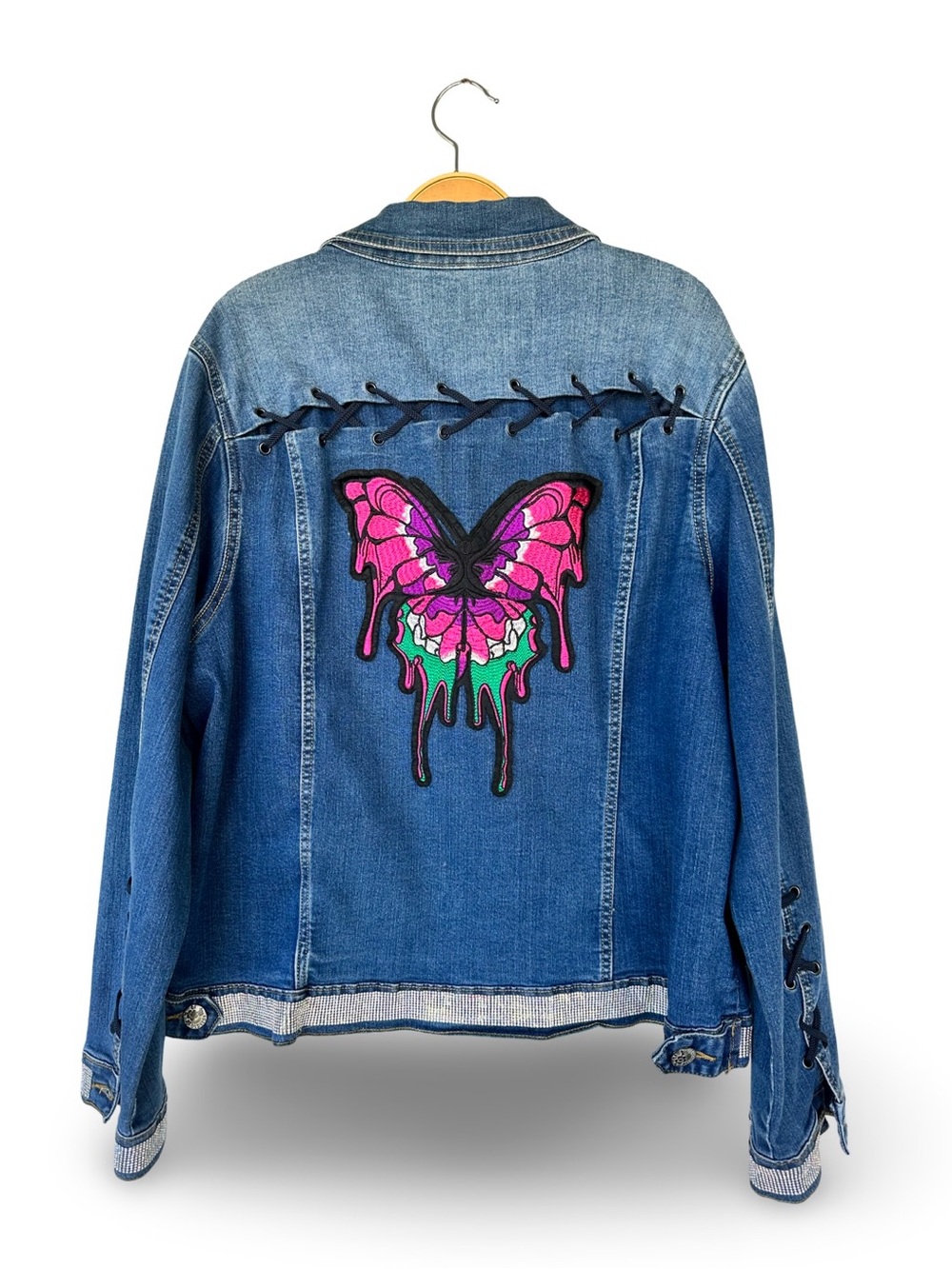 Diverso 1X Denim Jacket in Washed Blue with Rhinestone Detailing…